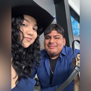 Meet your Posher, Ofelia